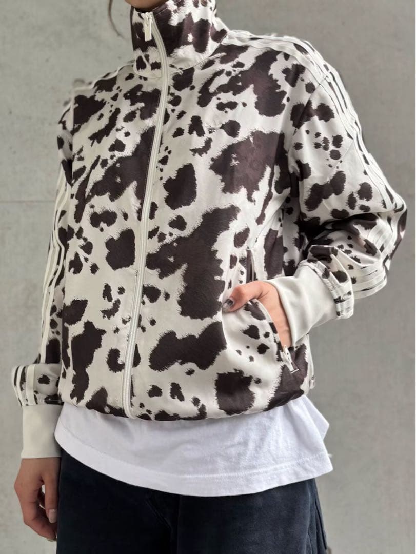 新品タグ付き adidas アディダスオリジナルス サテン トラックトップ