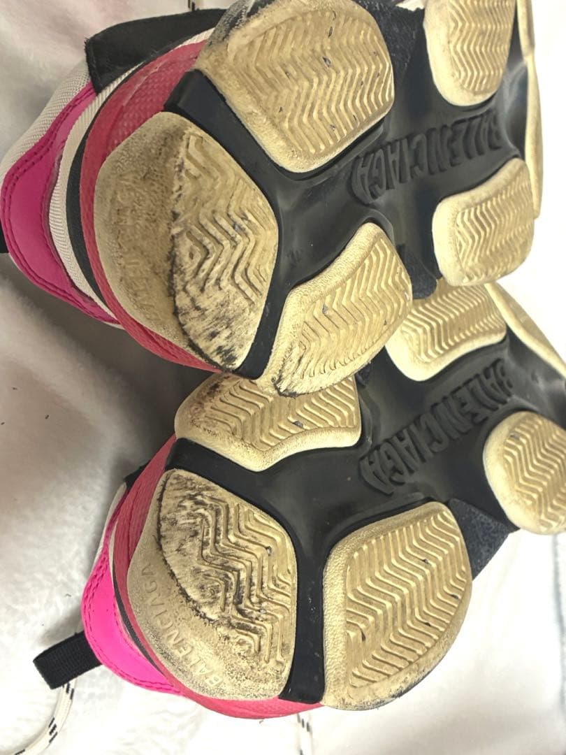 バレンシアガ スニーカー　BALENCIAGA