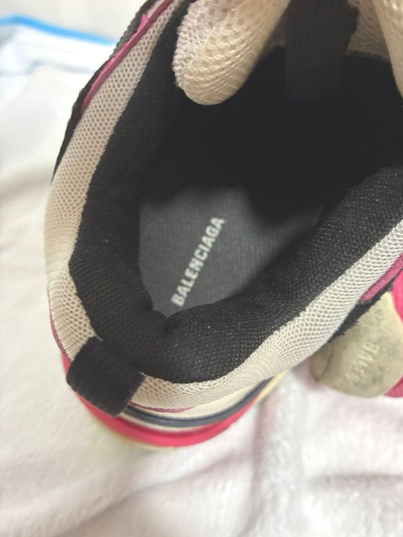 バレンシアガ スニーカー　BALENCIAGA