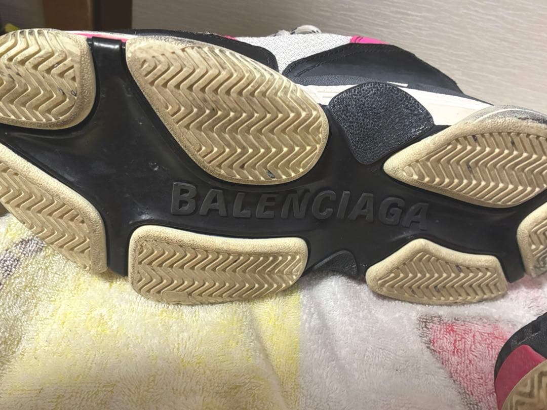 バレンシアガ スニーカー　BALENCIAGA