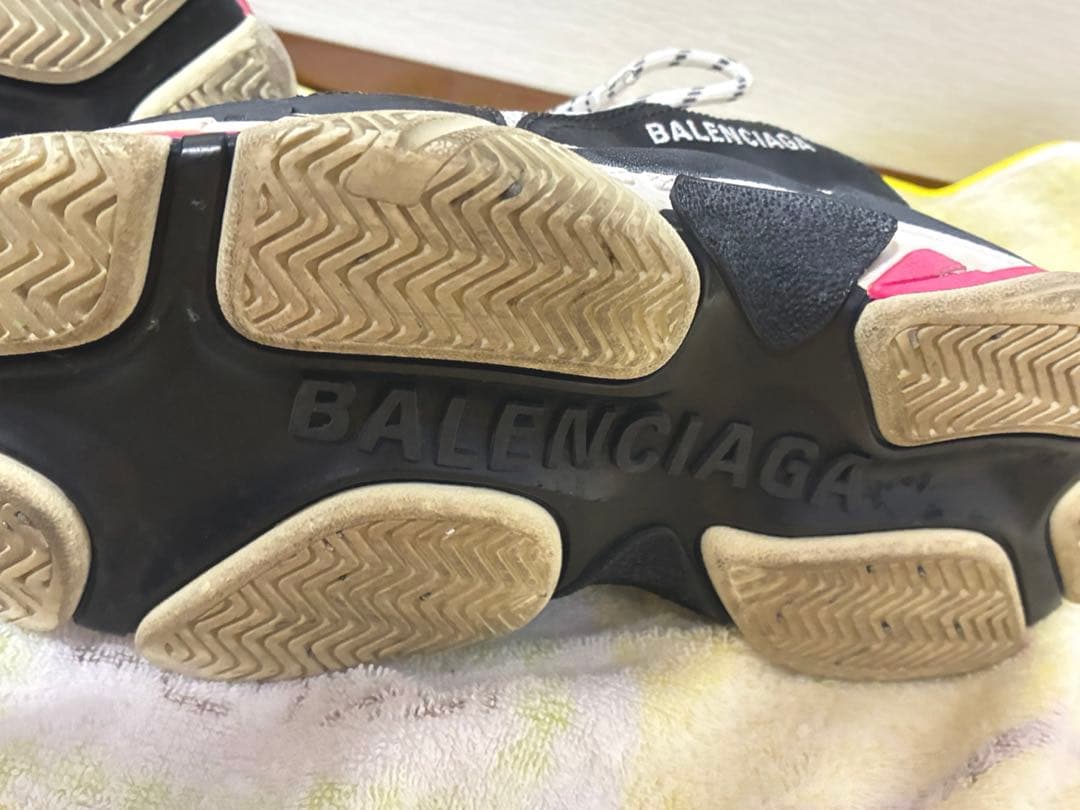 バレンシアガ スニーカー　BALENCIAGA