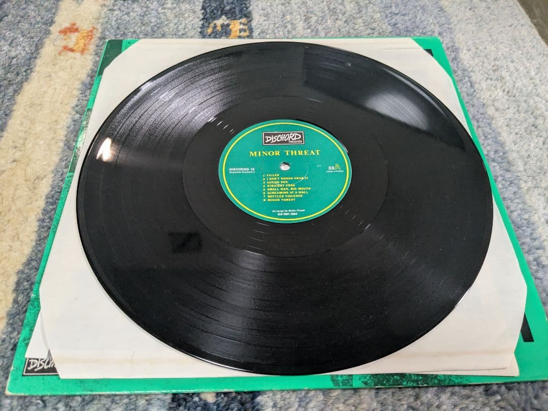 MINOR THREAT レコード