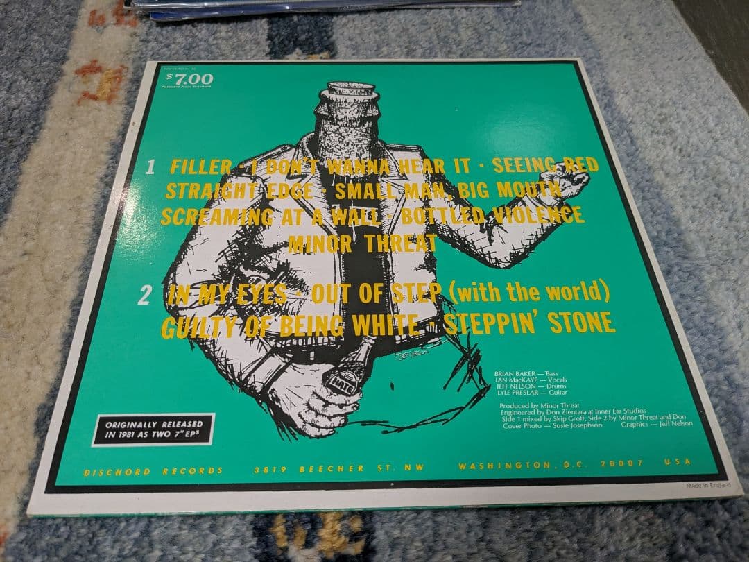 MINOR THREAT レコード