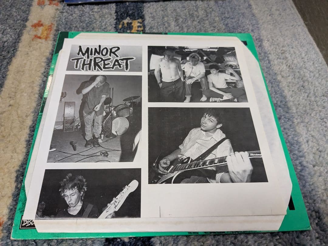 MINOR THREAT レコード