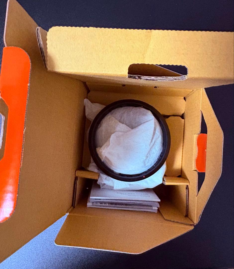 FE 16mm F1.8 単焦点レンズ　室内試用のみ