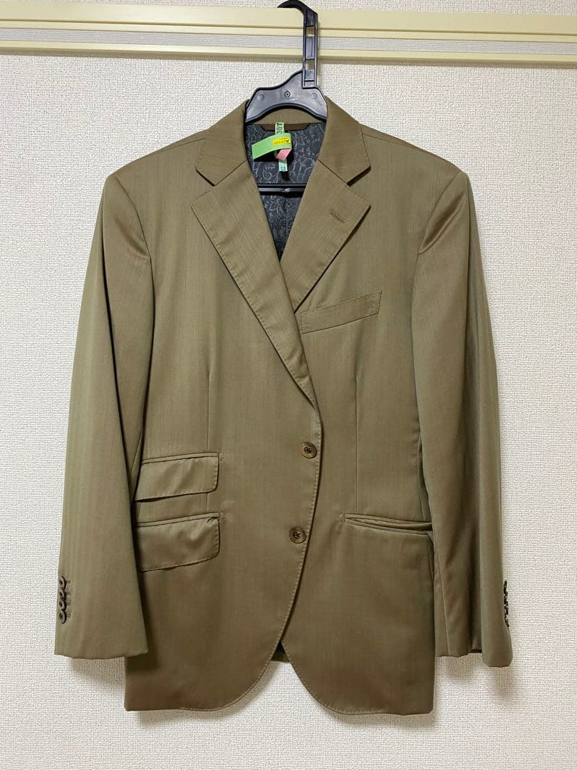 ソラーロ　スーツ　3点セット