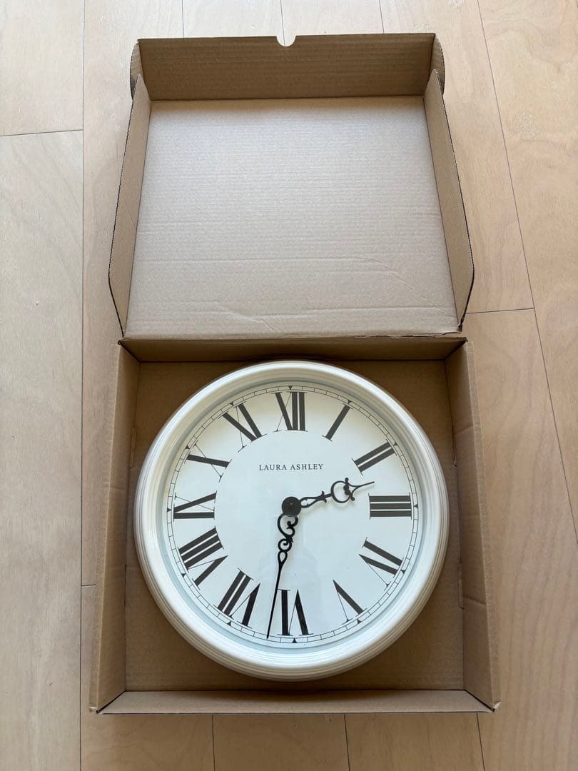 ローラアシュレイ 掛け時計 オフホワイト