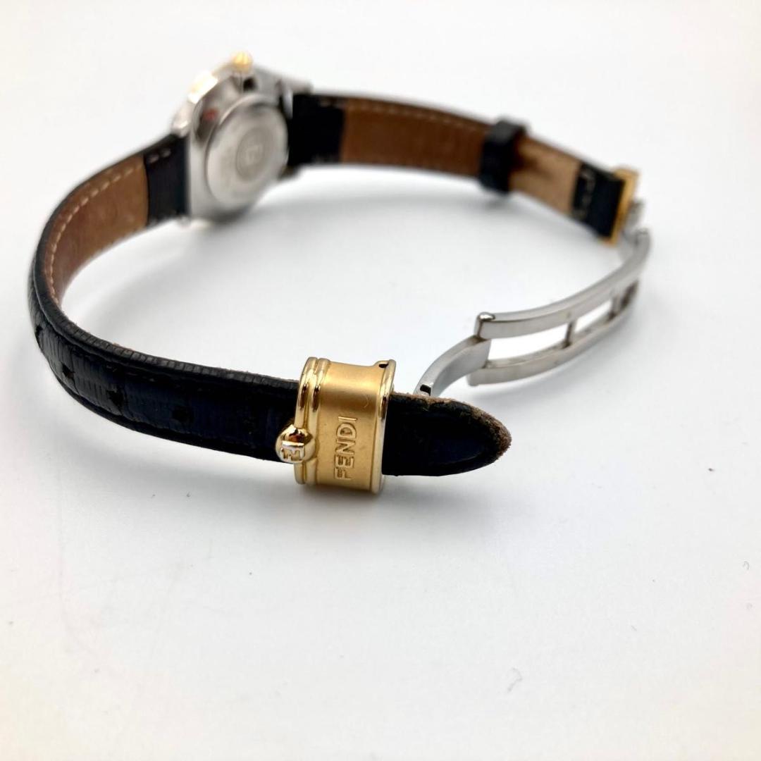 261 新品電池フェンディ 2000L 腕時計 FF ロゴ ゴールド ズッカ柄