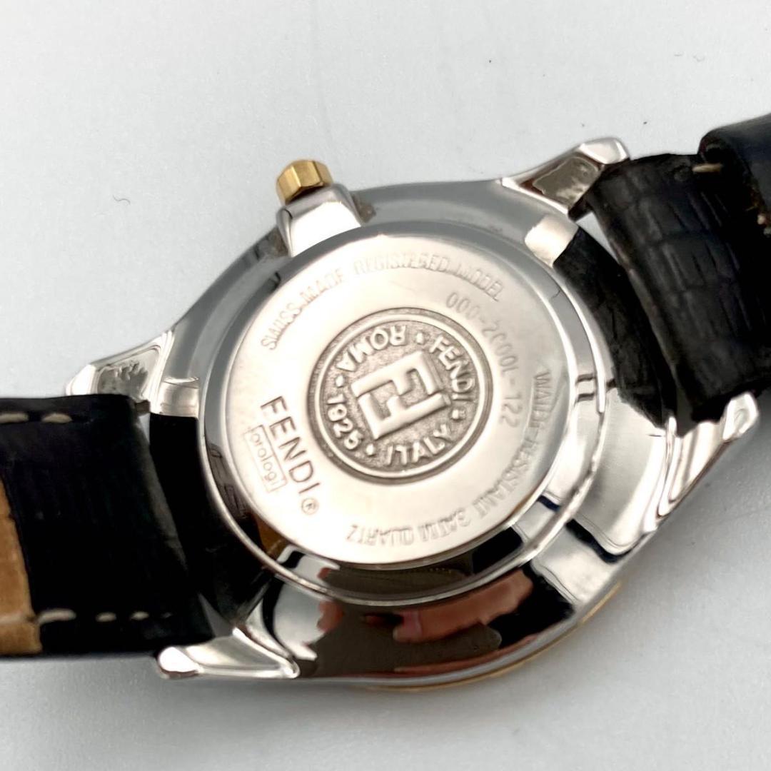 261 新品電池フェンディ 2000L 腕時計 FF ロゴ ゴールド ズッカ柄