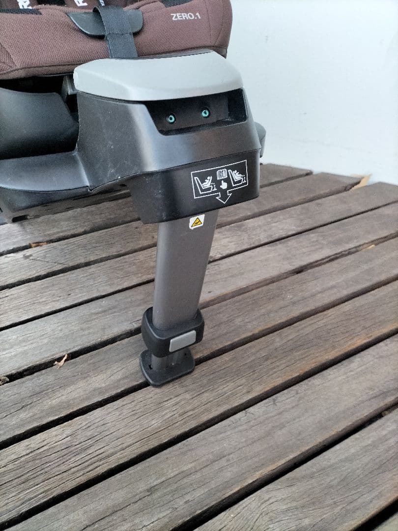 美品　RECARO ZERO.1 360度ターン チャイルドシート