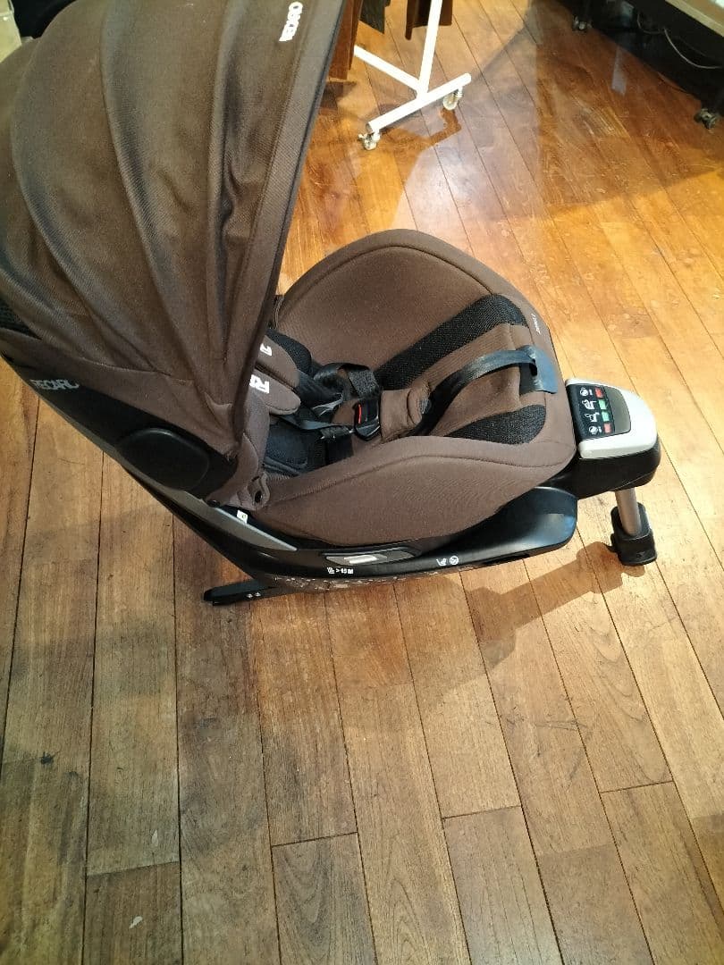 美品　RECARO ZERO.1 360度ターン チャイルドシート