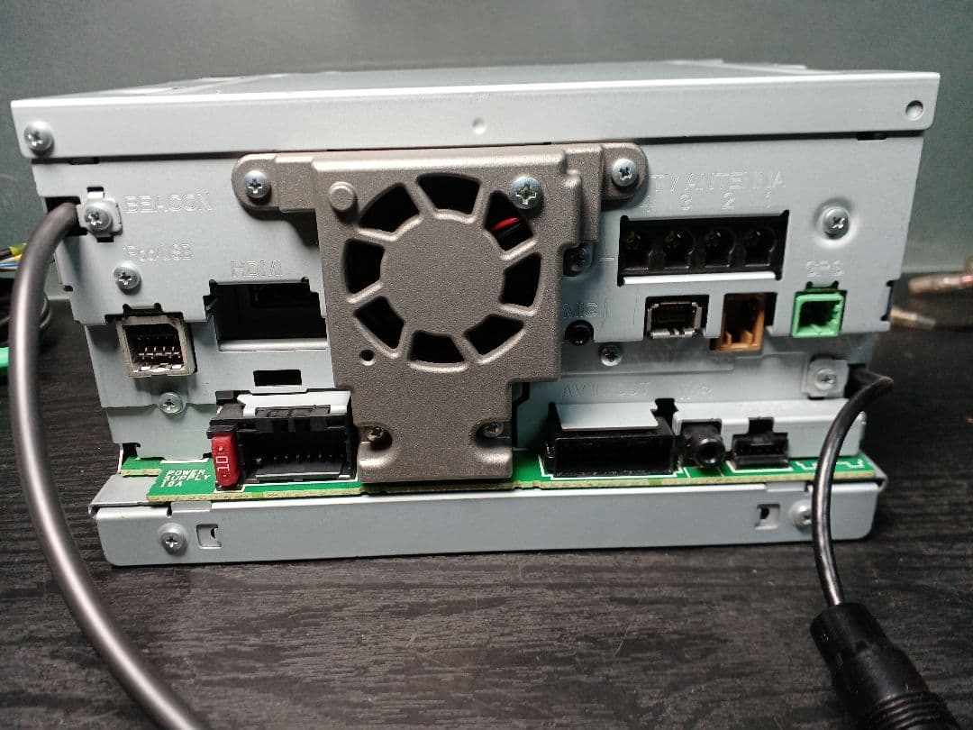 カーナビ Pioneer AVIC-ZH0007