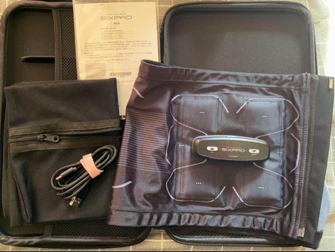 ☆美品・匿名発送☆ SIXPAD パワースーツライトアブス Sサイズ