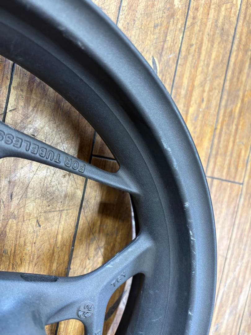 中古　PCX125・160 JK05・KF47 ホンダ純正フロントホイール