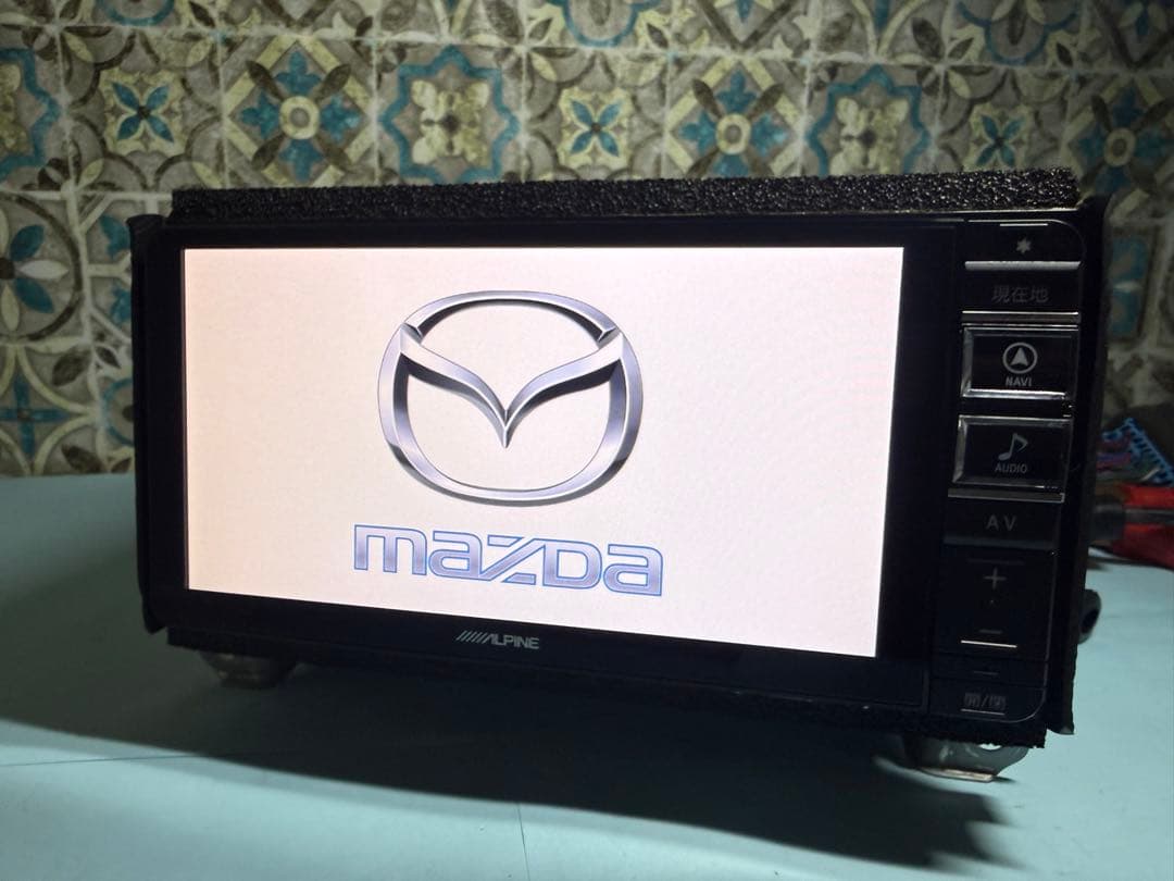 カーナビ ALPINE. 7WZ.