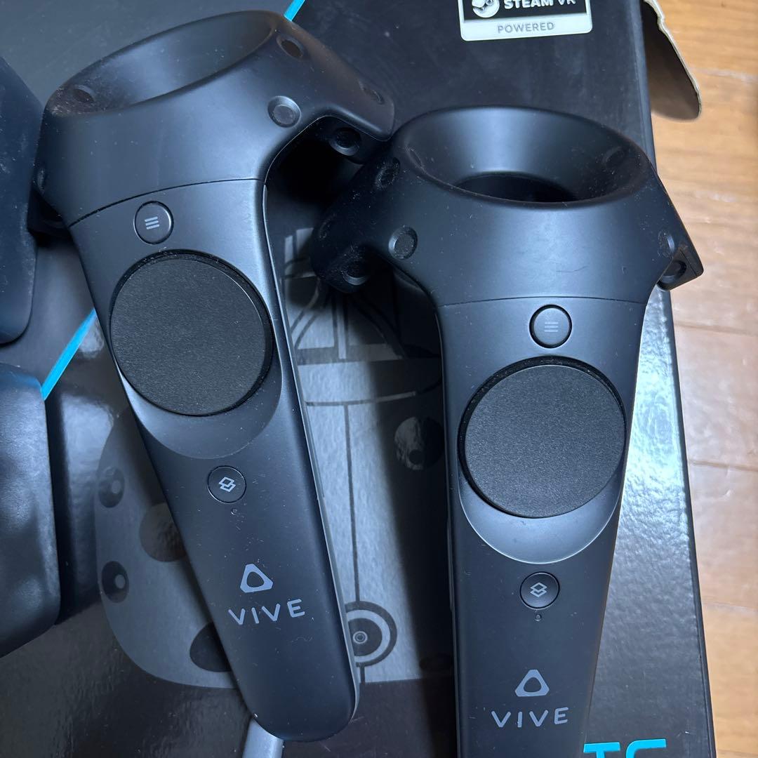 HTC VIVE トラッカー2個とベースステーション2個セット