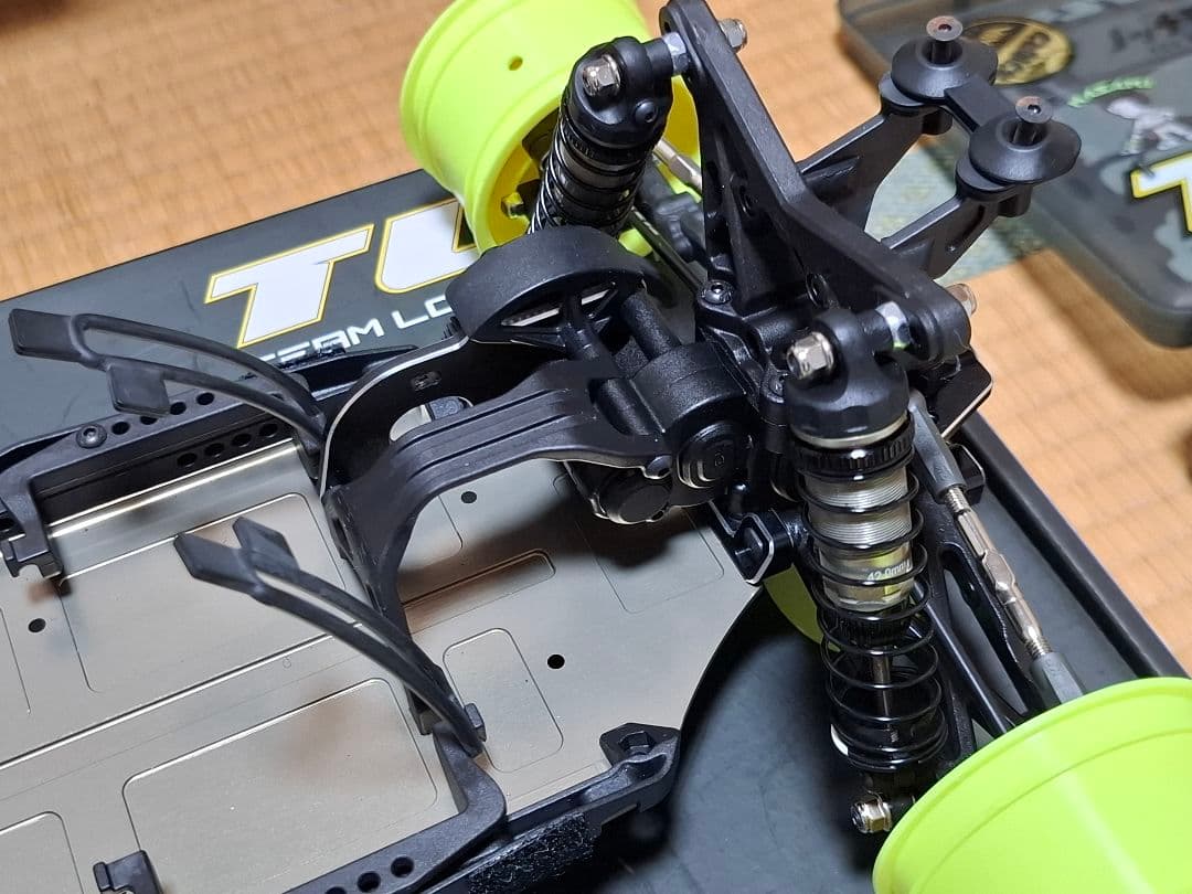 M*a様 TLR 22DC 5.0 ROLLER　未走行