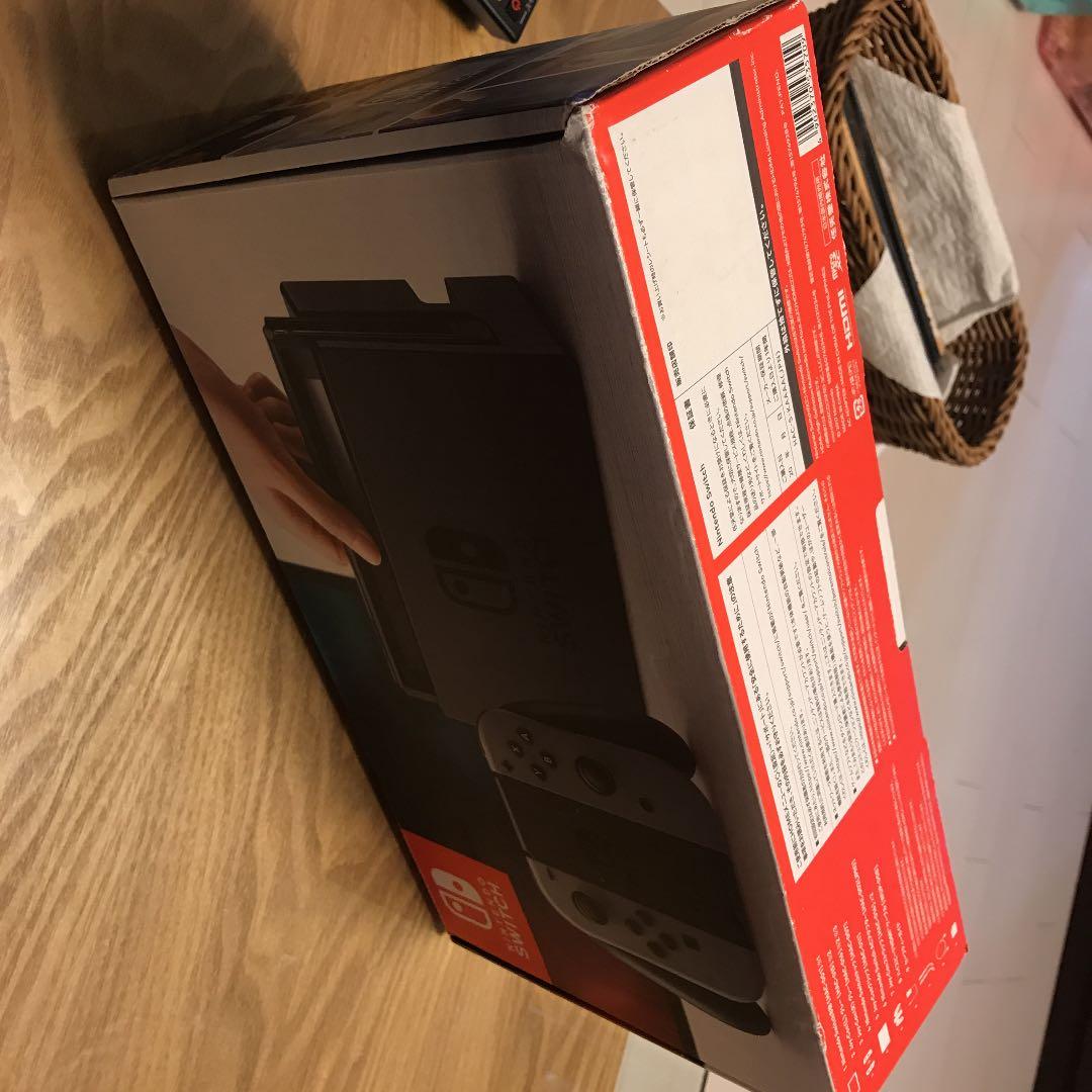 新品未開封、任天堂switchの本体，送料無料です(北海道・沖縄・離島をの除く）