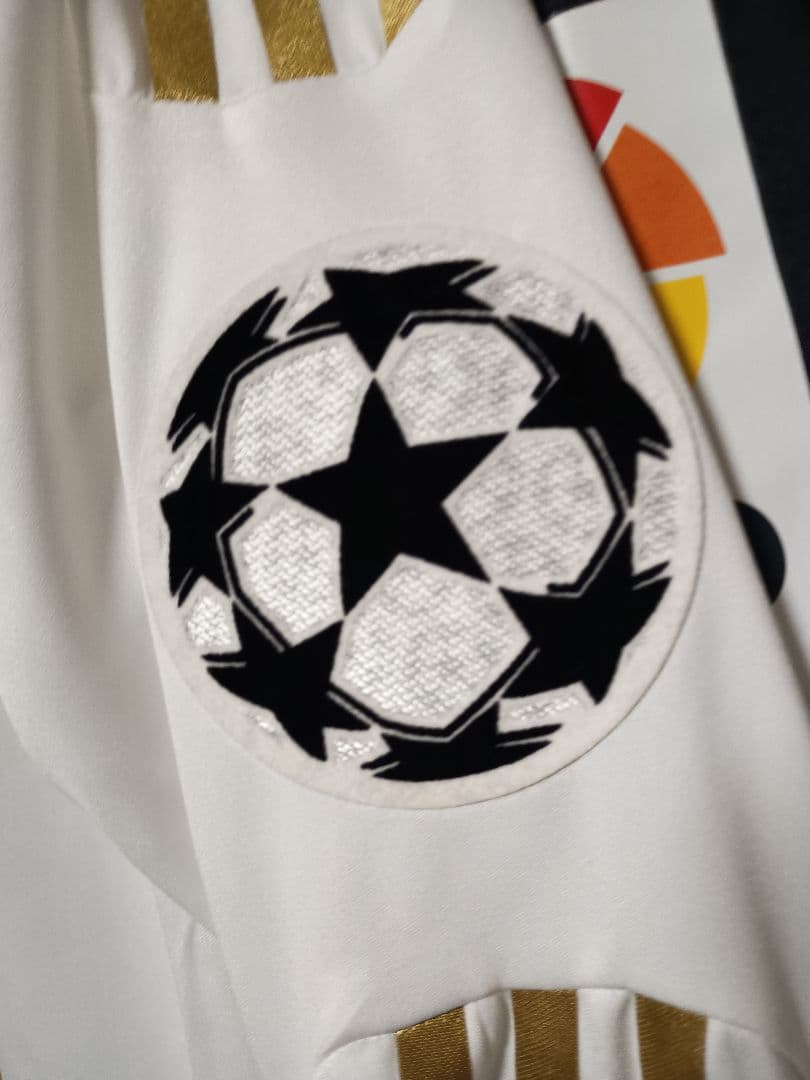 メスト・エジル ユニフォーム レアル・マドリード2011-2012