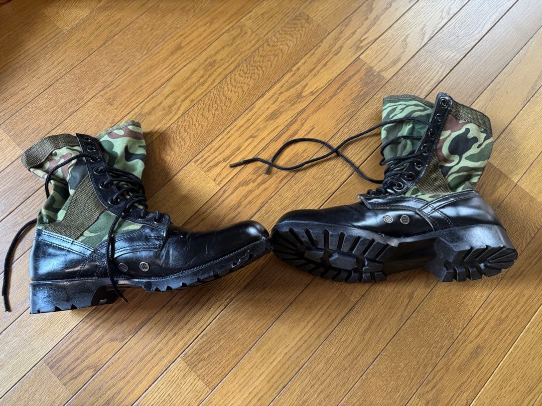 219 ジャングルブーツ 迷彩 サイズ　US 8W