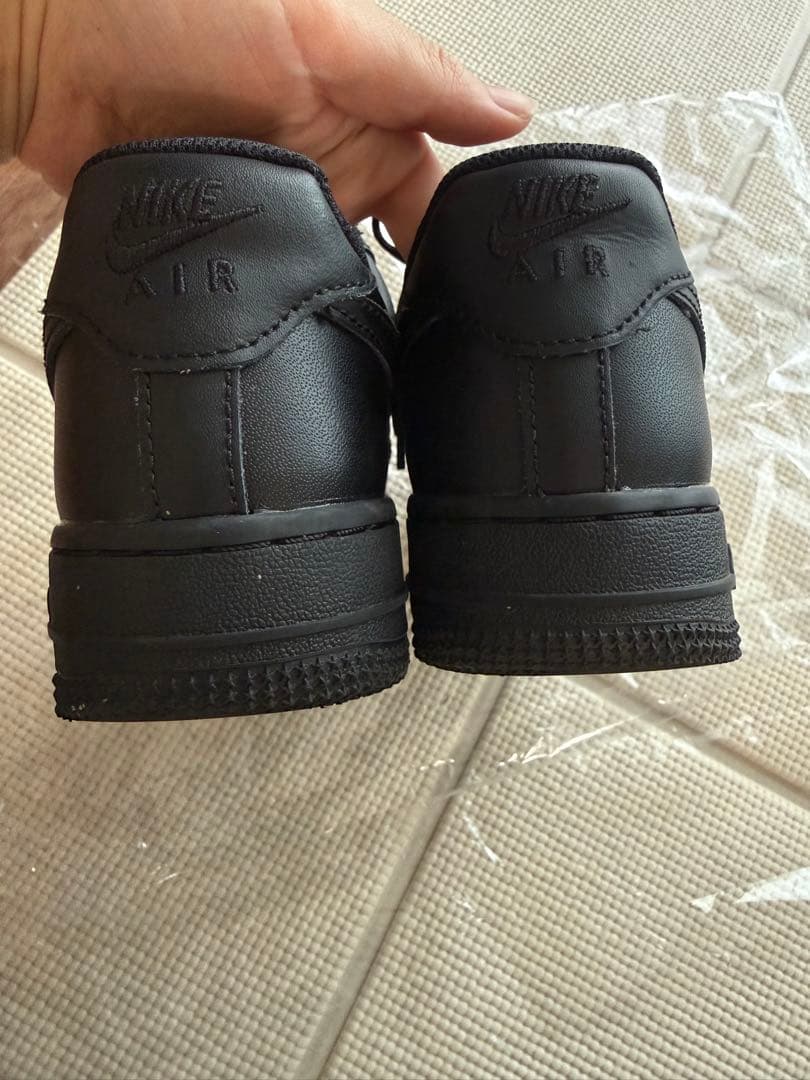 【NIKE 】AIR FORCE 1 オールブラック 23.5cm