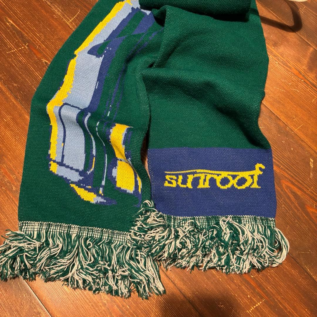 sunroof マフラー 緑色