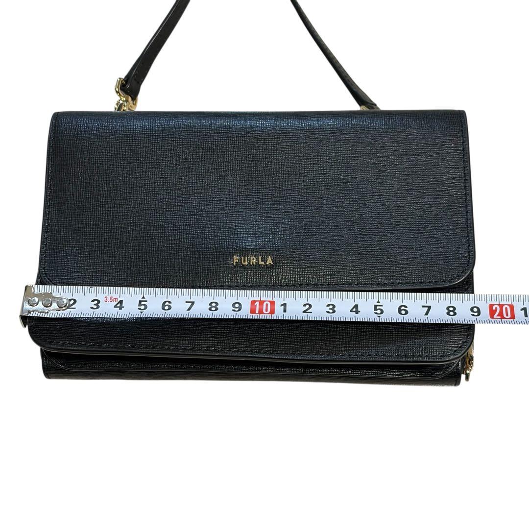 【極美品】フルラ ウォレットショルダーバッグ レザー 現行ロゴ　黒 リーヴァ