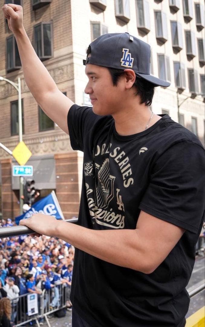 ドジャース　2025 ワールドチャンピオン　パレード　選手着用　キャップ　新品