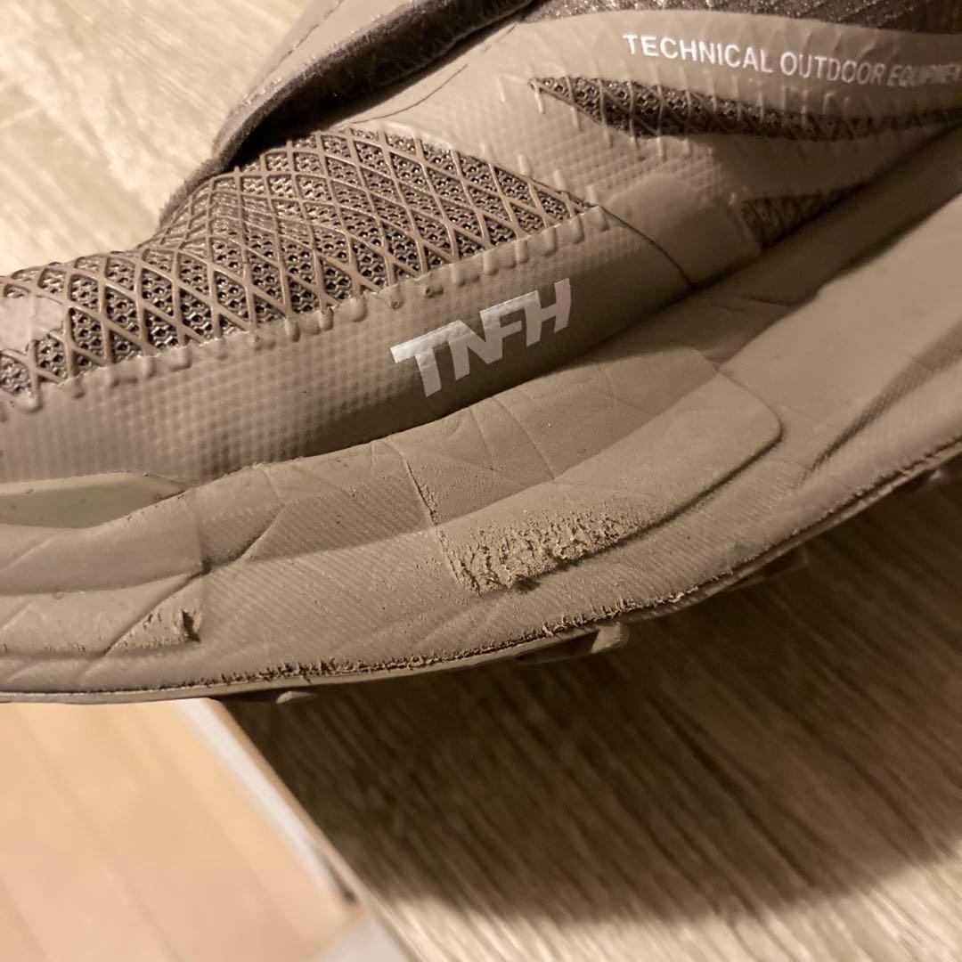 hyke tnfh ハイクノースフェイス　ベージュタン25スニーカー