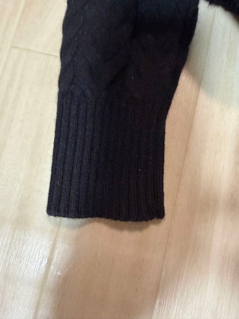 デサントゴルフ　ブラックタートルネックセーター