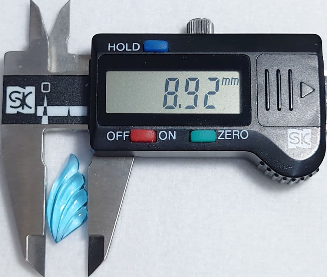 ゆり　フェザー！　ブルートパーズ　7.18ct ルース（LA-6429）