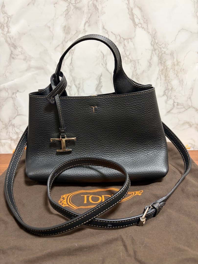 トッズ Tタイムレス レザー ミニ　2WAYハンドバッグ