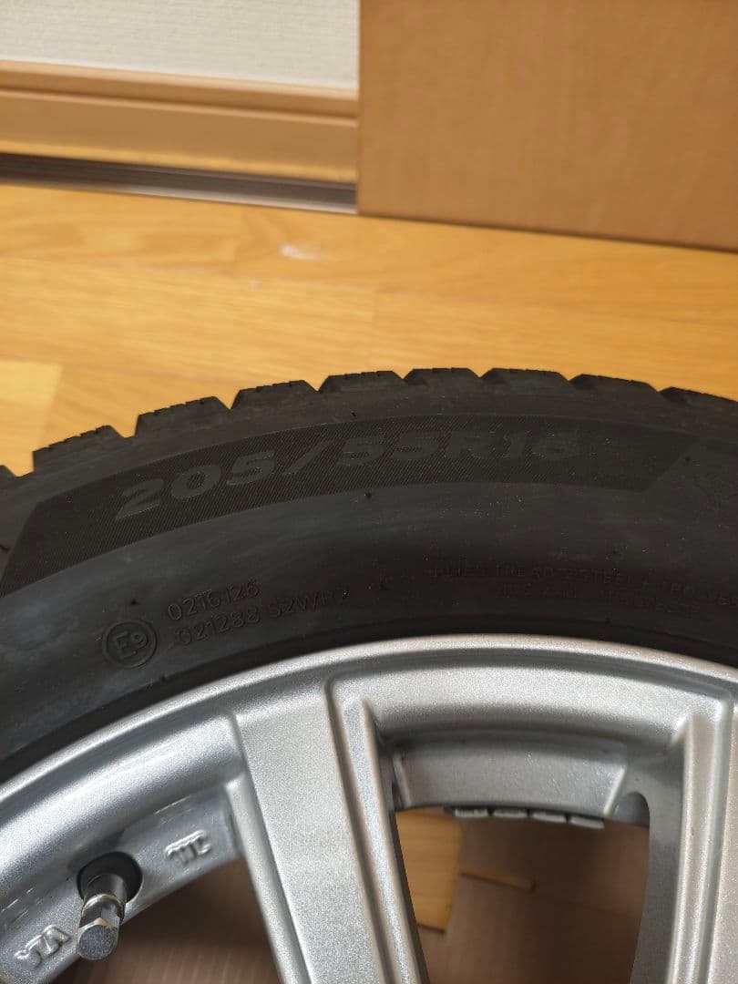 ※12月中旬まで　スタッドレスタイヤホイール4本セット205/55R16