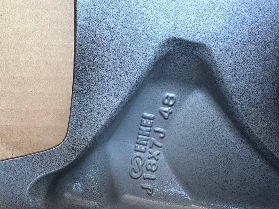 SK5フォレスターSTIスポーツ18インチ純正ホイール2本新車外し