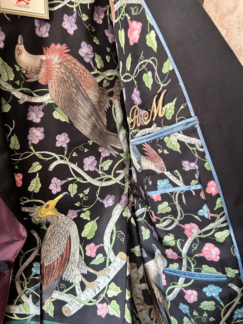 GUCCI バーガンディ タキシードジャケット　成人式　結婚式