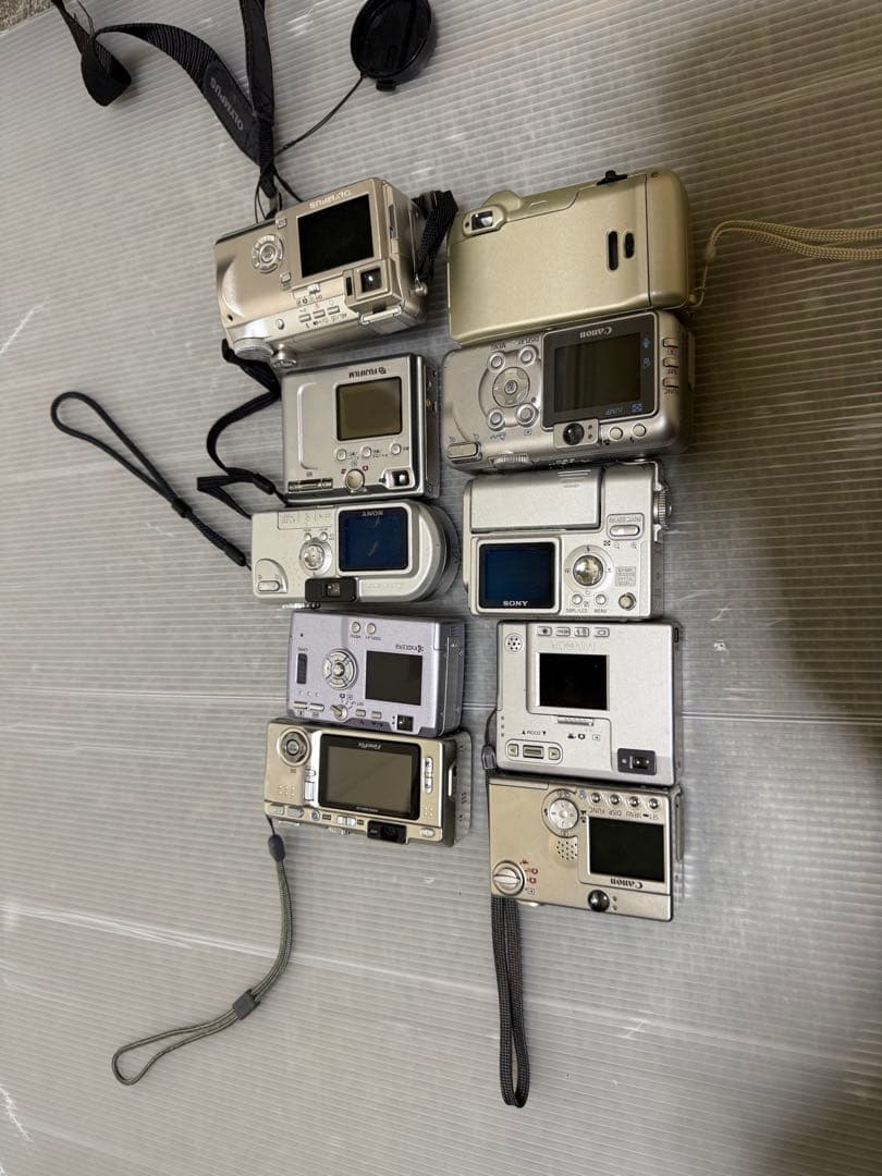 デジタルカメラ 10台 ジャンク￼
