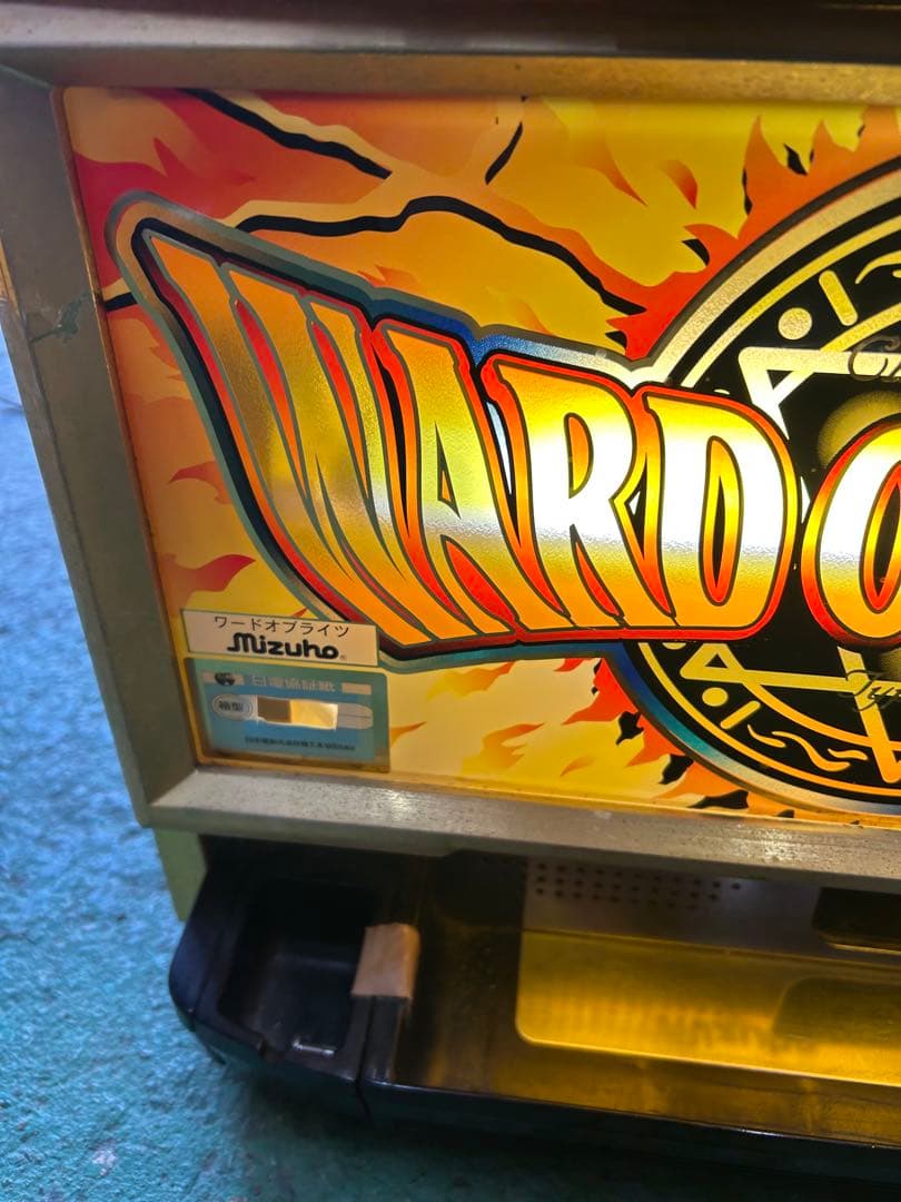 【京都市引き取り限定】パチスロ　ワードオブライツ メダル無し