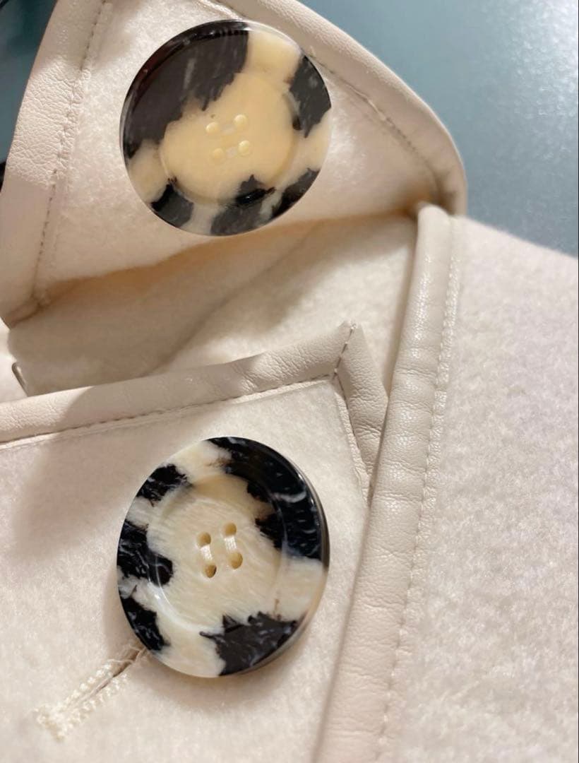 早割り！SNIDEL✩.*˚極美品✩.*˚新木優子 ポンチョ コート ホワイト