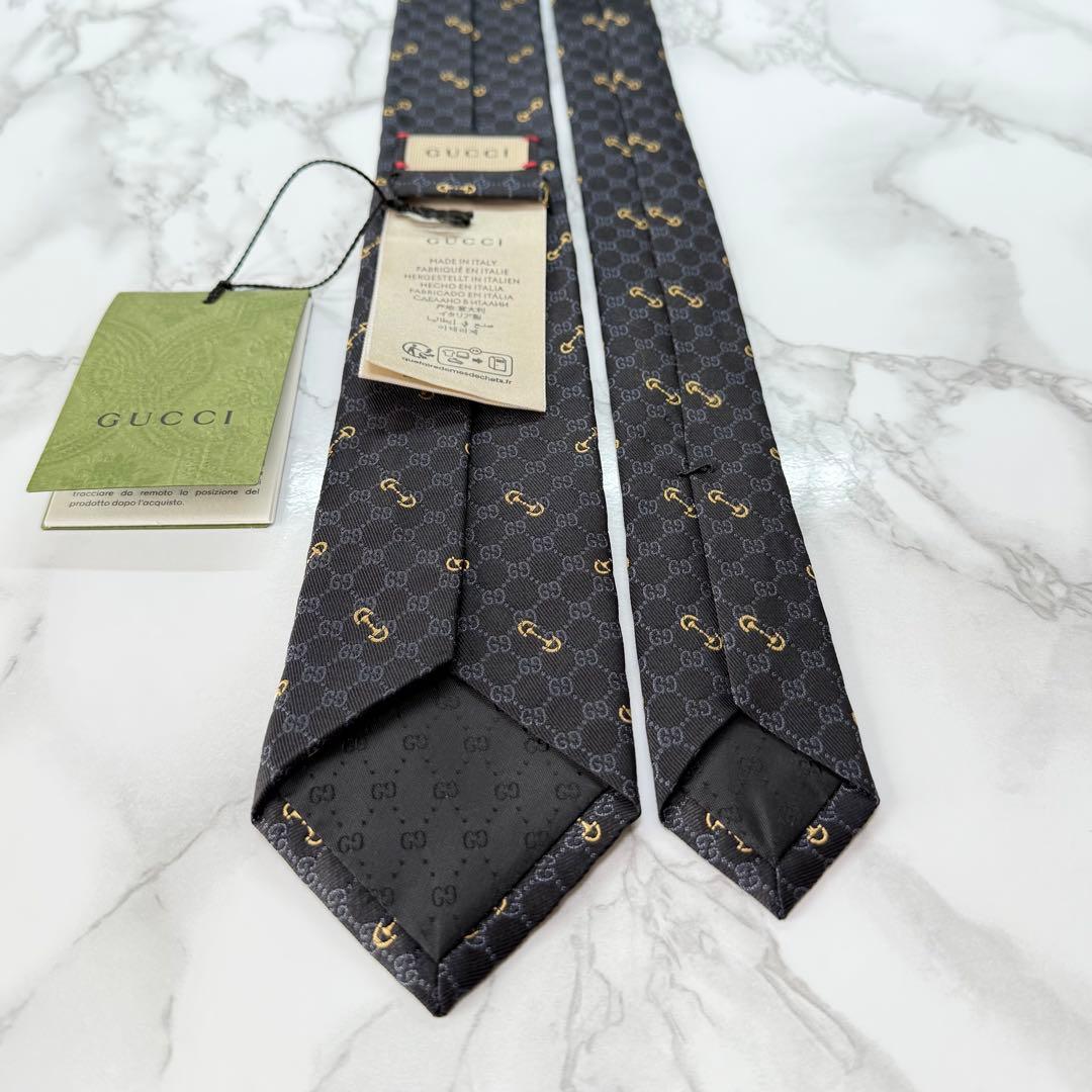 ✨未使用級タグ付✨ 近年モデル GUCCI ネクタイ シルク100% GG柄 紺