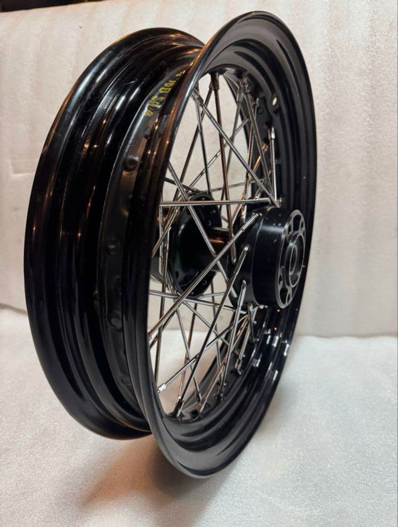 ハーレーダビットソン　　スポーツスター　ナイトロッド　リアホイール