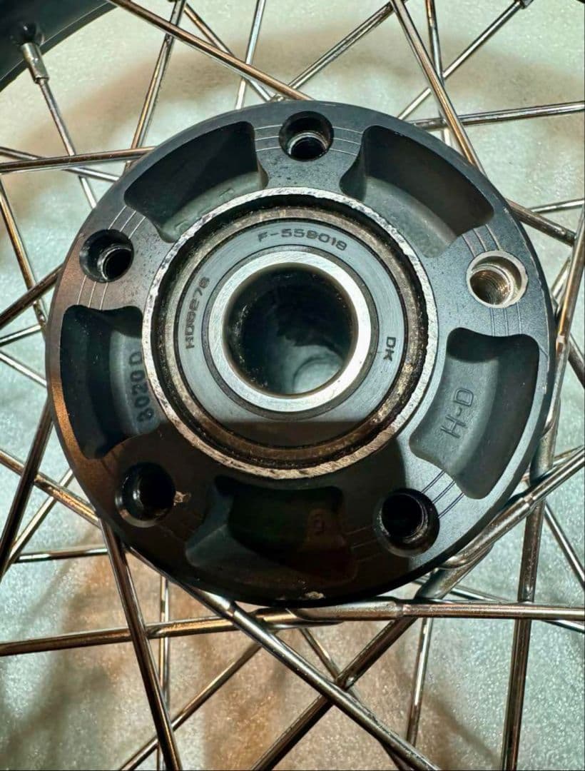 ハーレーダビットソン　　スポーツスター　ナイトロッド　リアホイール