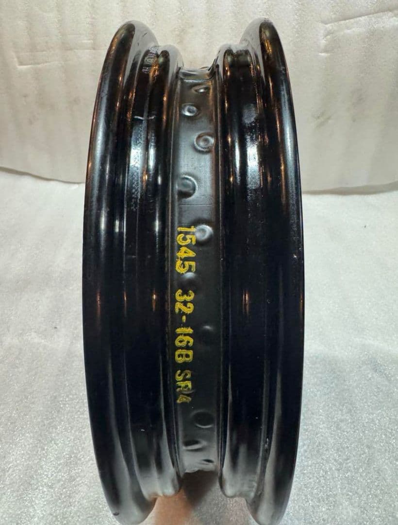 ハーレーダビットソン　　スポーツスター　ナイトロッド　リアホイール