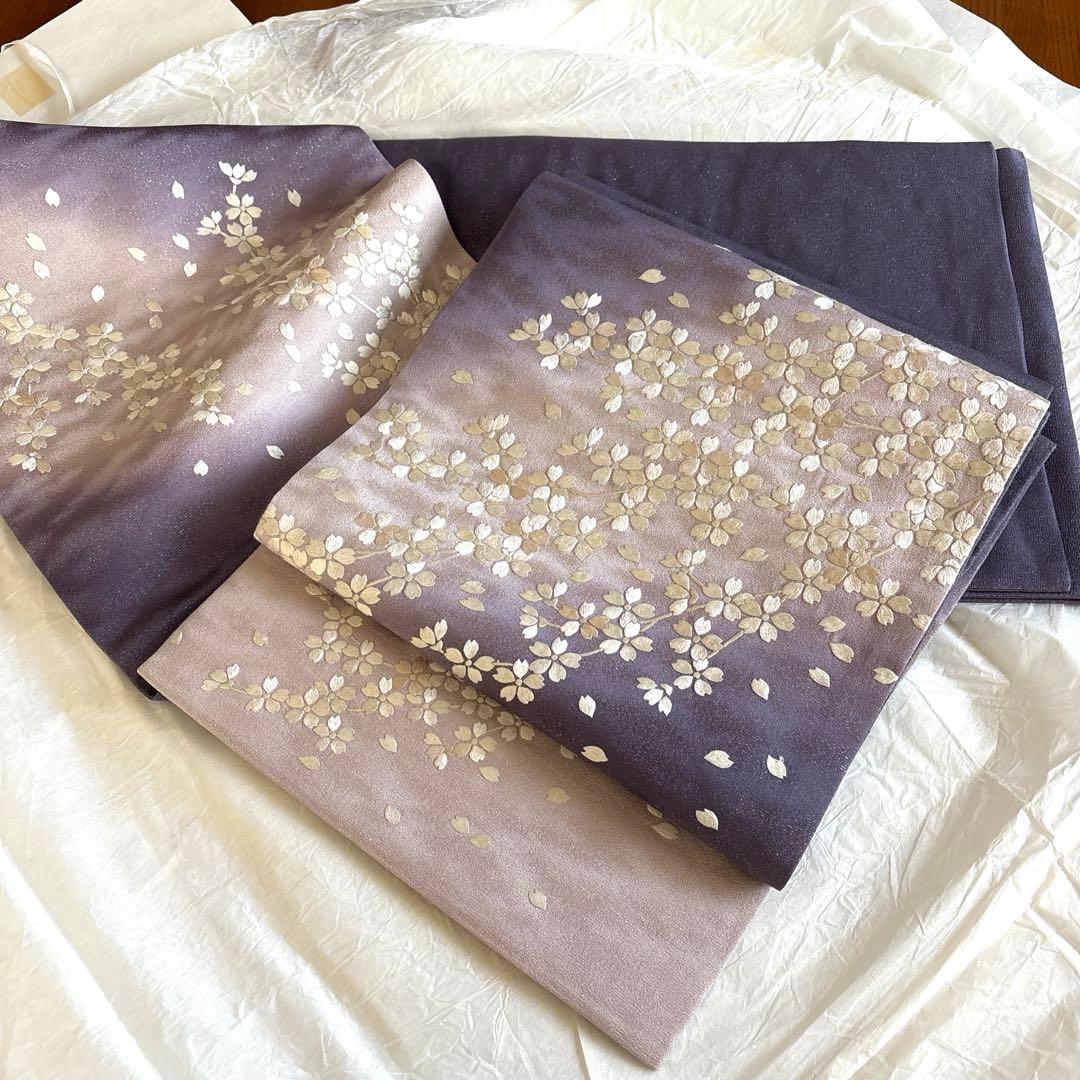 月兎奈緒様 薄古代紫　正絹袋帯　薄ピンクとオフホワイト満開桜刺繍　美品