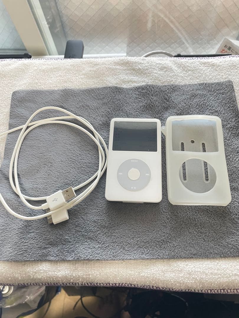Apple iPod classic 第5世代　A1136 80GBモデル