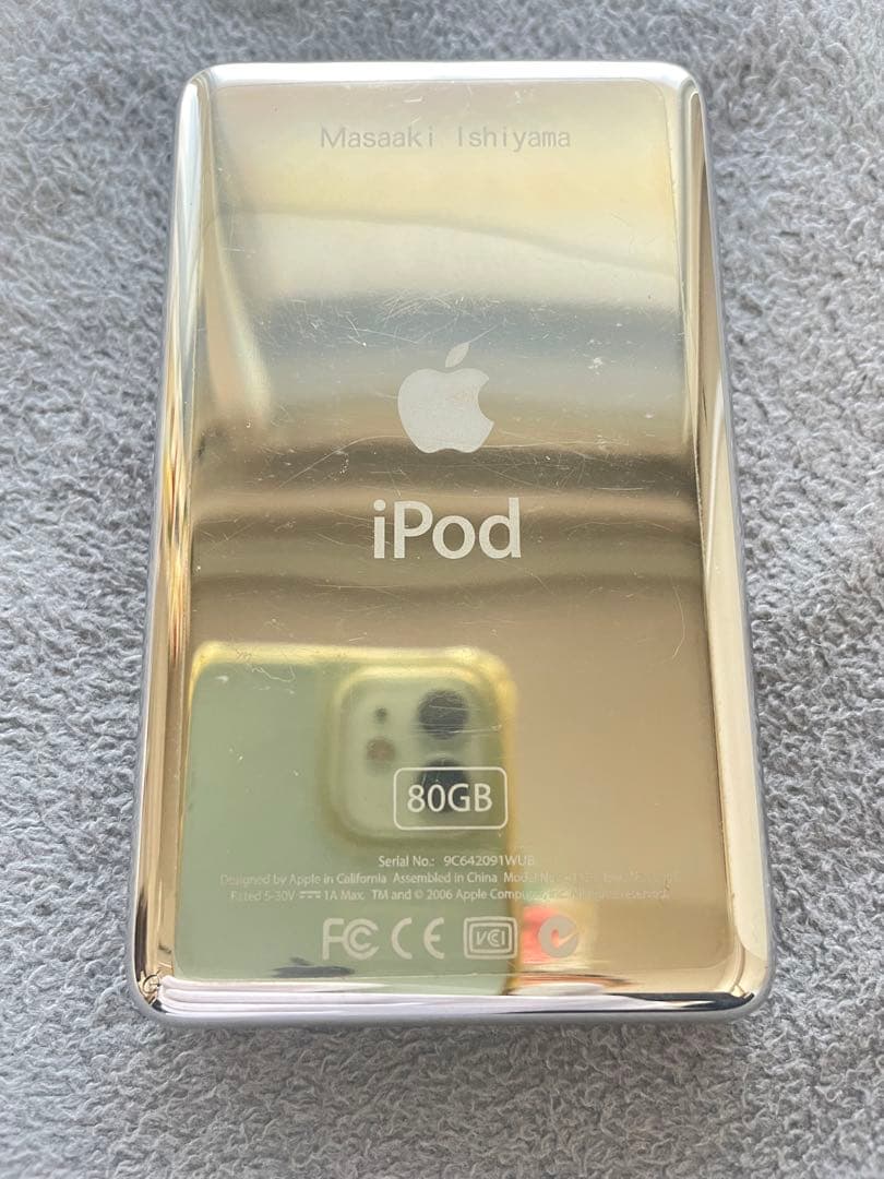 Apple iPod classic 第5世代　A1136 80GBモデル