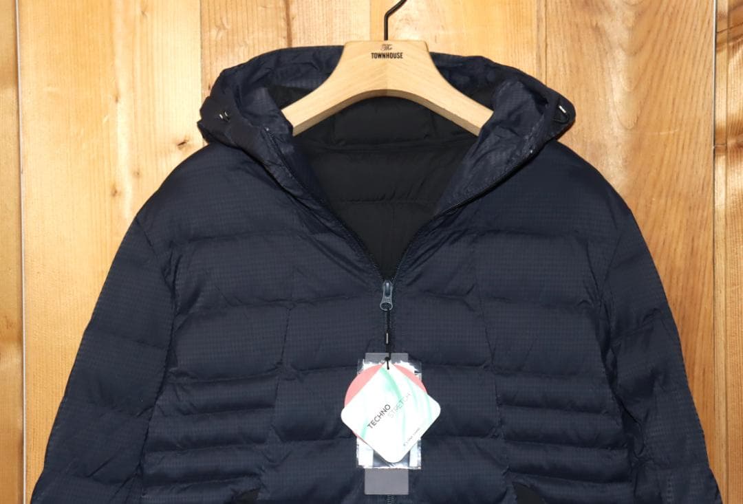 新品 パーリーゲイツ 中綿 フレアボール ストレッチ ジャケット (5/L)Ⓗ