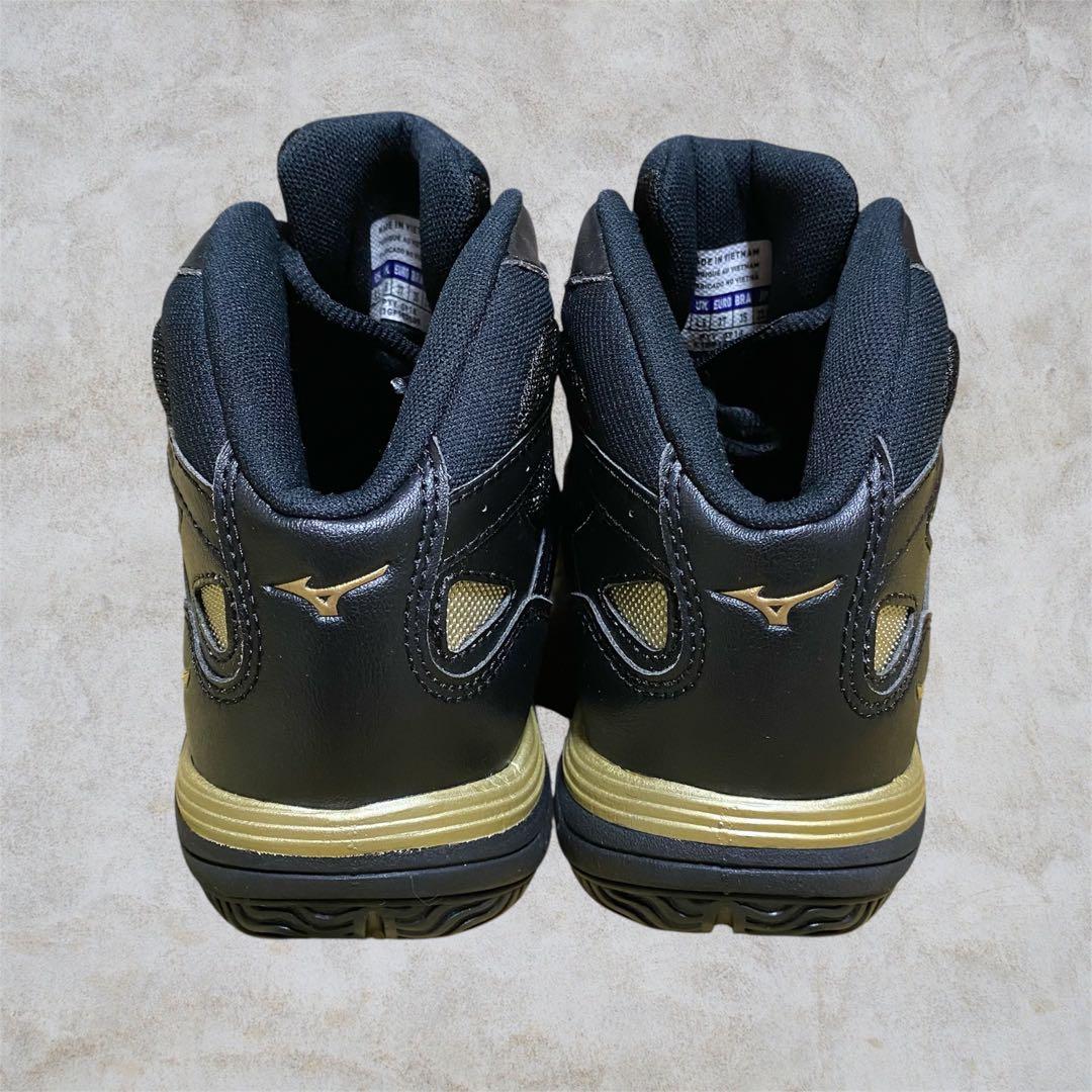 新品✨人気シリーズ✨Mizuno WAVE DIVERSE LG3 23.5cm