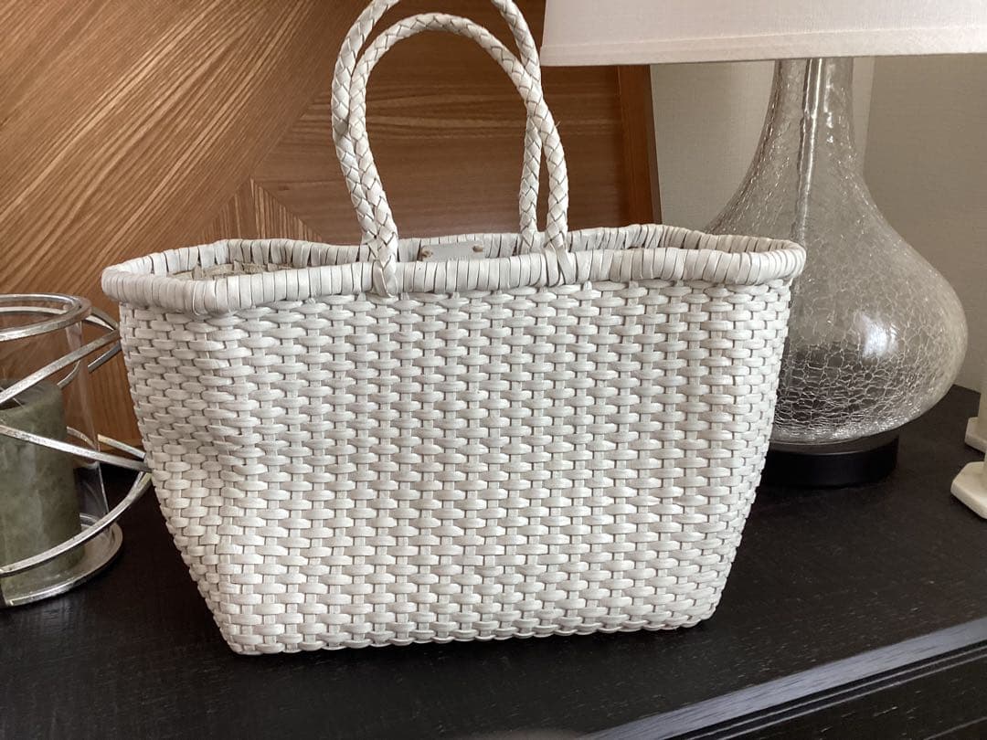 DRAGON DIFFUSION レザーカゴバッグ　白　ホワイト