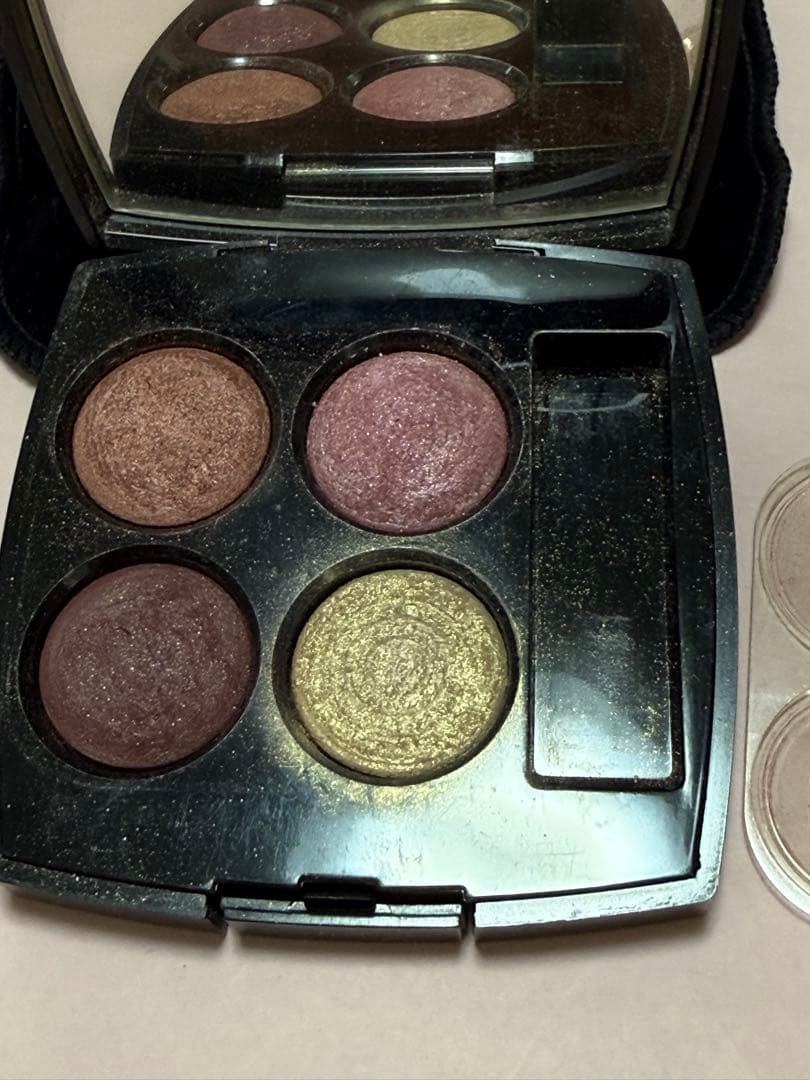 CHANELコスメ＋ノベリティ　クリスマスコフレありセット　おまけ付　中古