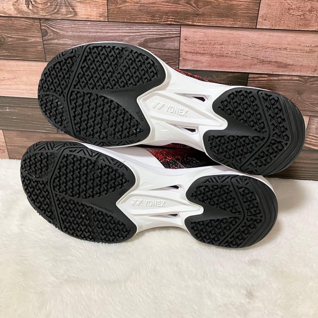 新品同様 YONEX テニスシューズ 26.0 パワークッションチームワイドGC